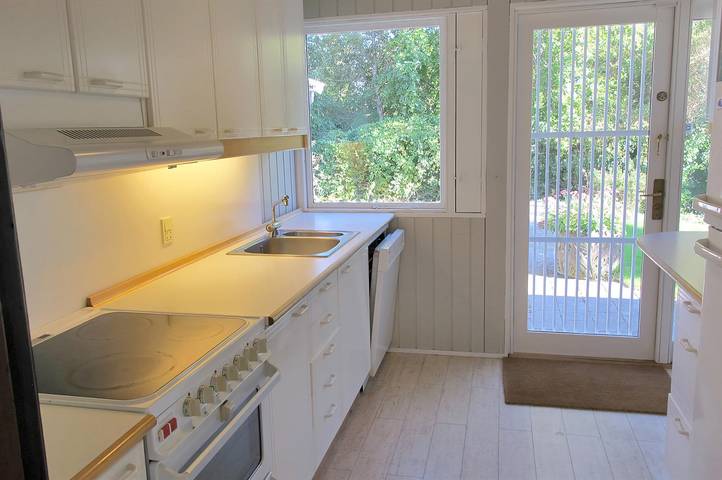 Nice home in Hornbæk w/ Wifi and 3 Bedrooms in Hornbæk, Kattegat Küste
