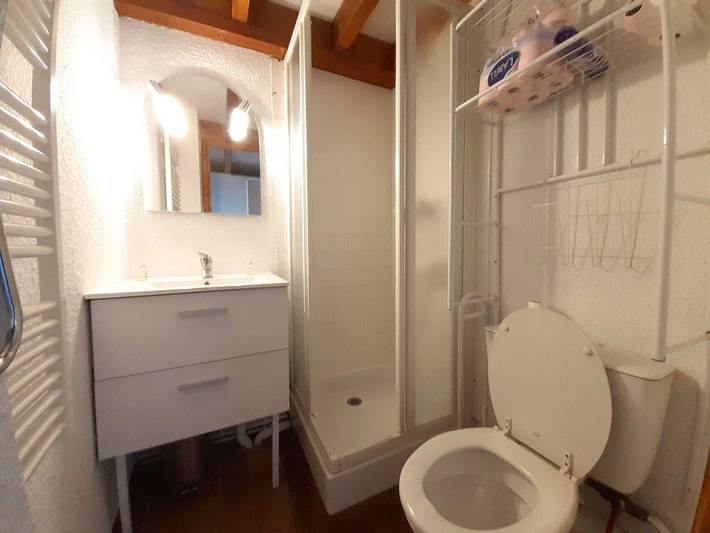 Ganze Wohnung, Gemütliche T2-Duplex für 6 Personen mit Balkon, Küche und Gratis-Shuttle in Piau-Engaly in Piau-Engaly, Aragnouet