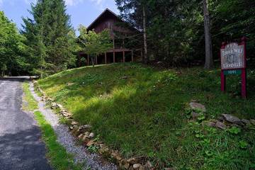 Vacation House for 12 Guests in Snowshoe, Blue Ridge Mountains, Picture 3
