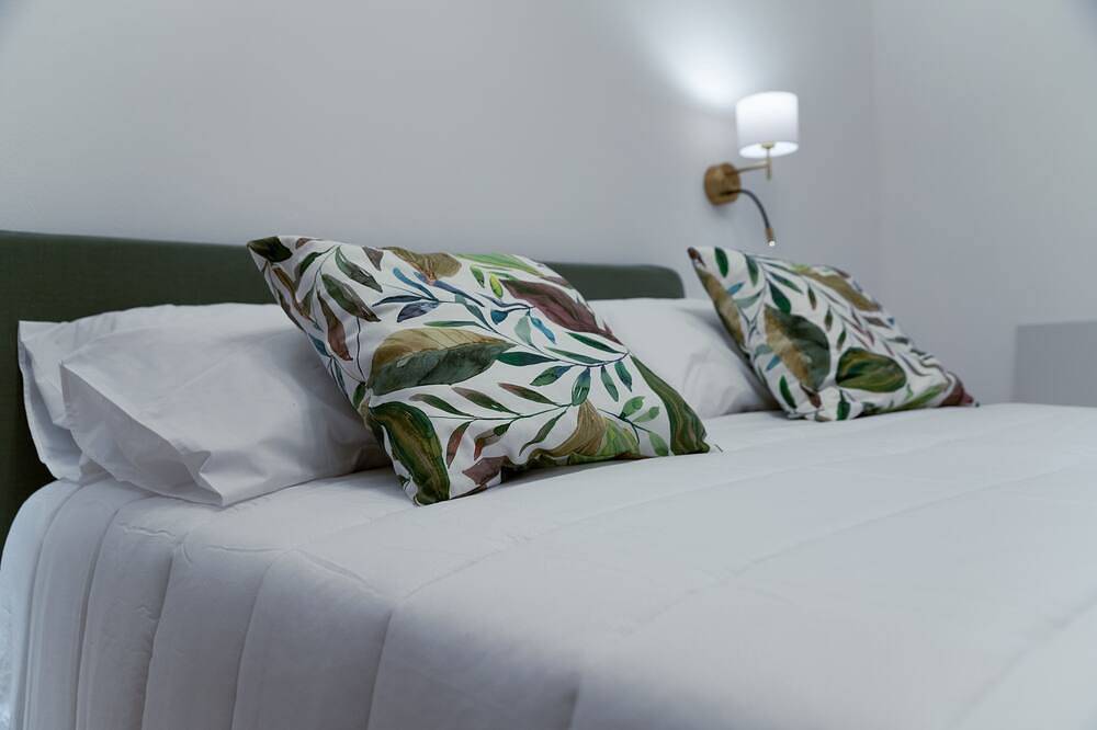 Entire apartment, Apartment in the historic center 200 m from the Massimo Theater in Castellammare (Palermo), Palermo