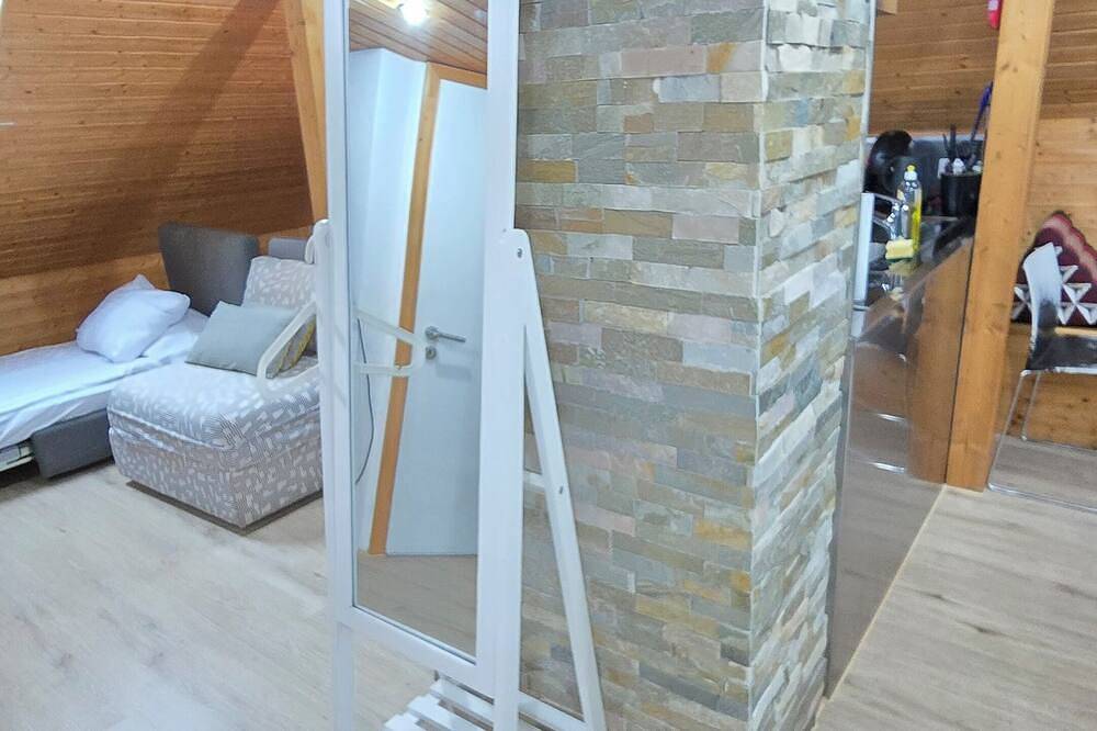 Ganze Wohnung, Attic loft with rooftop terrace! in Zürich, Bezirk Zürich