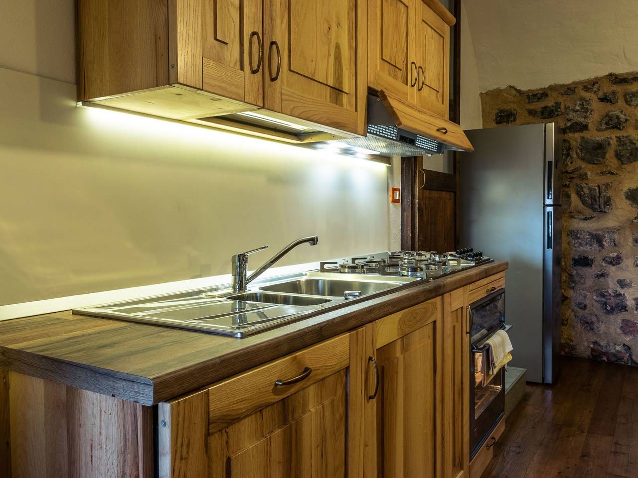 Appartement entier, Historisches Haus mit Seeblick in Riva di Solto, Commune de Riva di Solto