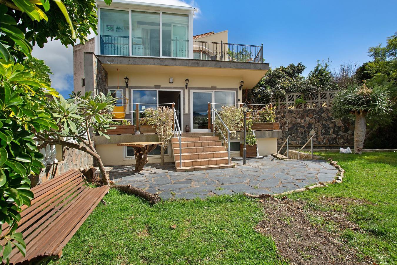 Appartement entier, Appartement de vacances "Carmelo Y Carmela 4" avec vue sur les montagnes, terrasse privée et Wi-Fi. in San José del Álamo, Teror