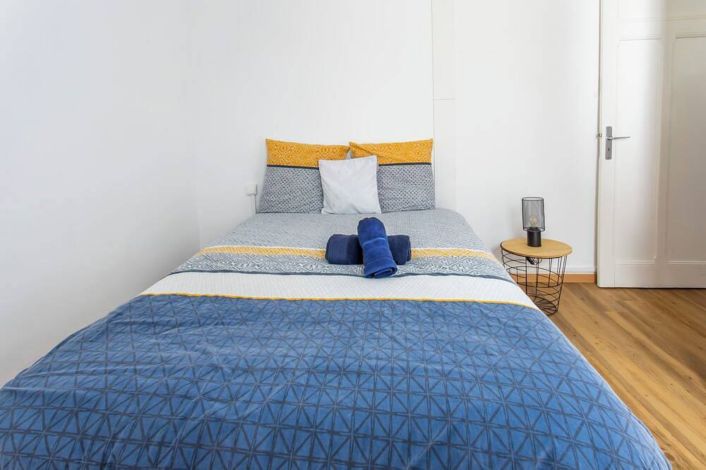 Lovely Bellamy: New house downtown/station in Angoulême, Charente