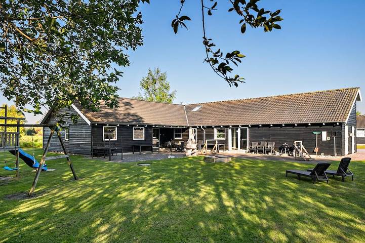 Vacation rental for 24 people, with Yard and Sauna in Zealand