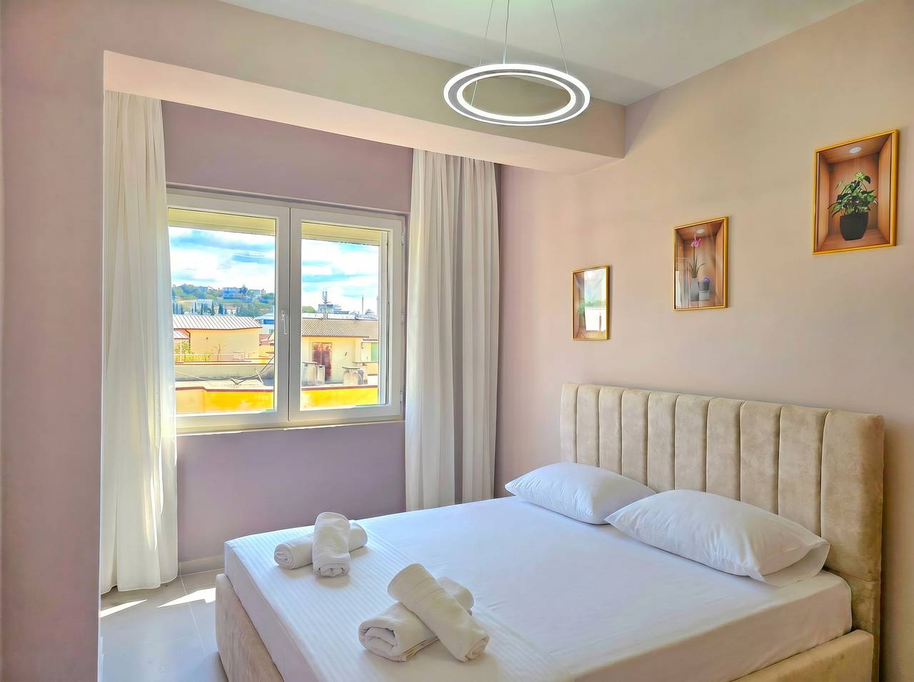 Ganze Wohnung, Ferienwohnung für 4 Personen mit Balkon in Golem, Albanien