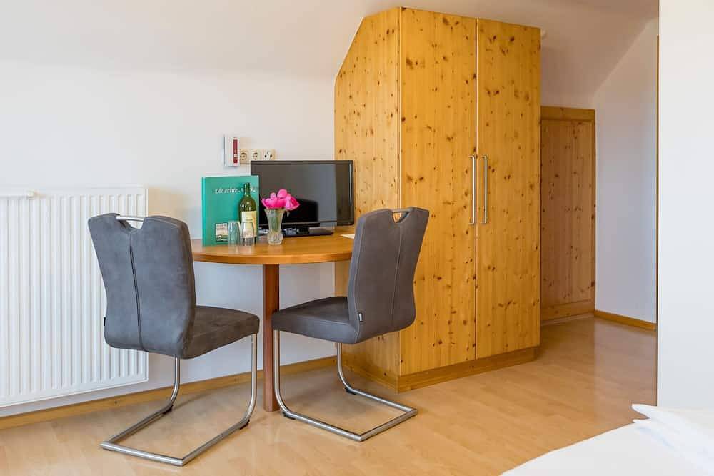 Zimmer mit Balkon - Ermi/Pracher in Groß Sankt Florian, Steirerland