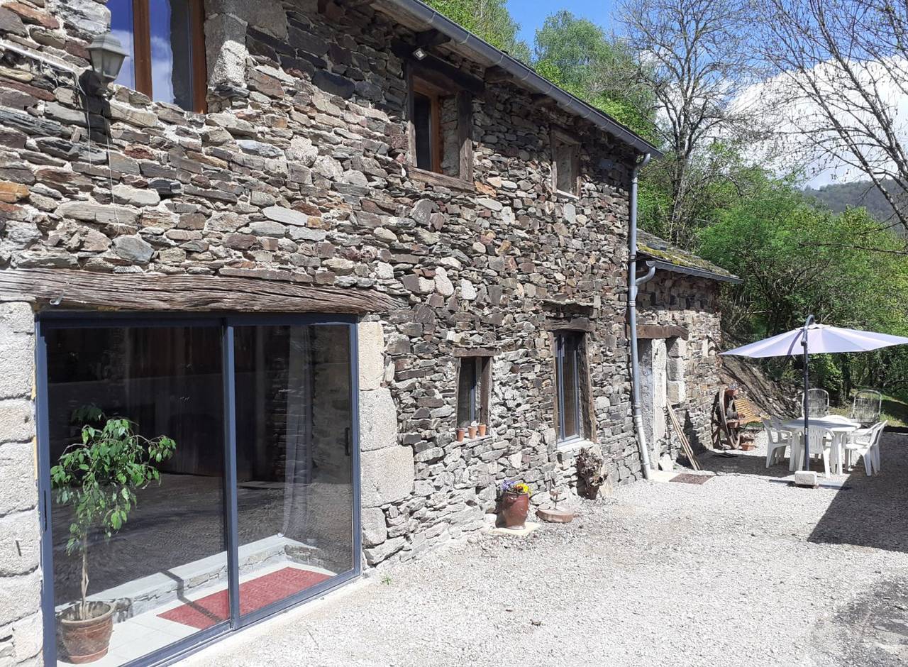 Le Domaine du Val de Coussane in Coubisou, Parc naturel régional de l'Aubrac