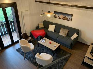 Gîte pour 8 personnes, avec jardin et vue à Domancy