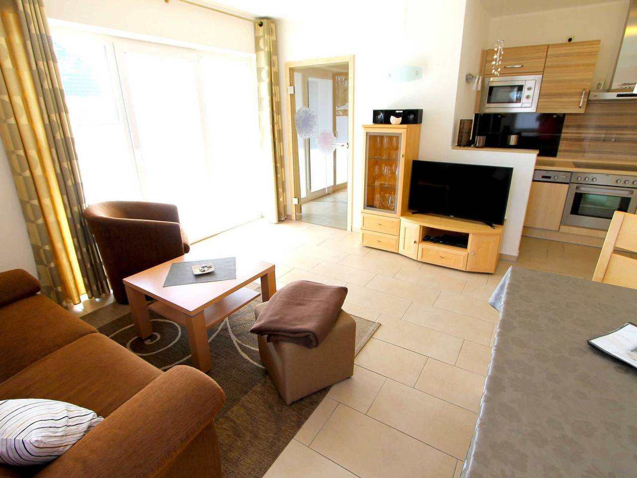 Ganze Ferienwohnung, Villa Leuchtturm Wohnung Cora in Ostseebad Rerik, Rerik