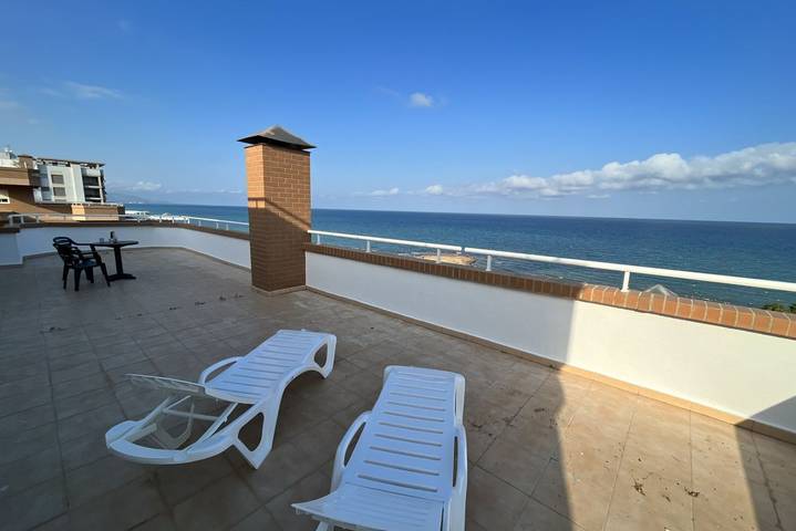 Apartamento de vacaciones para 7 personas, con balcón/terraza y piscina - 1