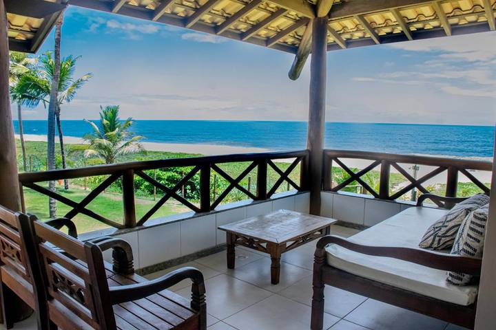 Casas e apartamentos de temporada para 6 pessoas, com piscina e jardim em Itacimirim