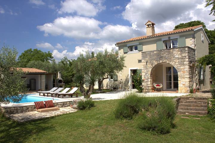 Chalet para 5 personas, con piscina y jardín - 1