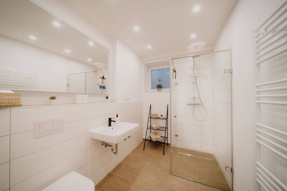 Ganze Wohnung, Moderne 2-zi. Fewo Direkt am Weinberg, Idealer Ausgangspunkt für Touren&ausflüge in Bötzingen, Kaiserstuhl