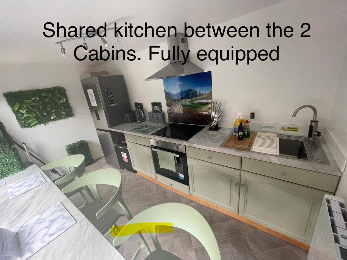 Entire apartment, Cosy cabin with private bathroom in Nottinghamshire