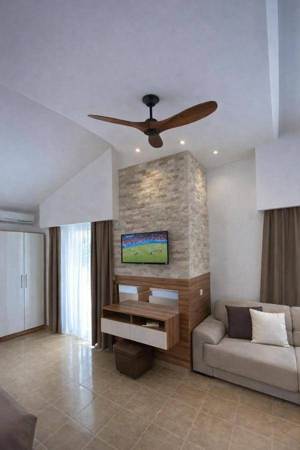 Bungalow für 3 Personen, mit Pool und Garten sowie Ausblick, mit Haustier in Montenegro - 3