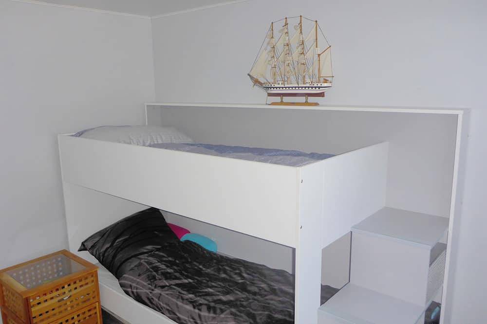 Stacaravan (2 slaapkamers) in Les Mûriers met een ruim terras in Plages des Cabanes de Fleury, Vendres