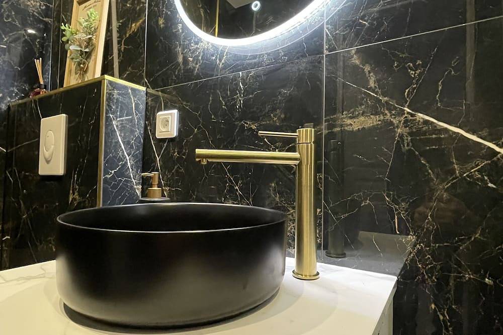 Apartamento entero, Cozy Rantal Spa (jacuzzi, sauna) in Schiltigheim, Región de Estrasburgo