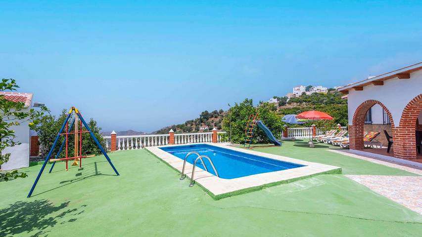 Casa rural para 6 personas, con piscina además de balcón/terraza y jacuzzi en Canillas de Aceituno - 3