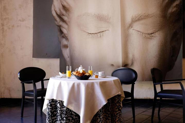 Hôtel pour 2 personnes, avec terrasse, animaux acceptés à Arbois (homonymie) - 2