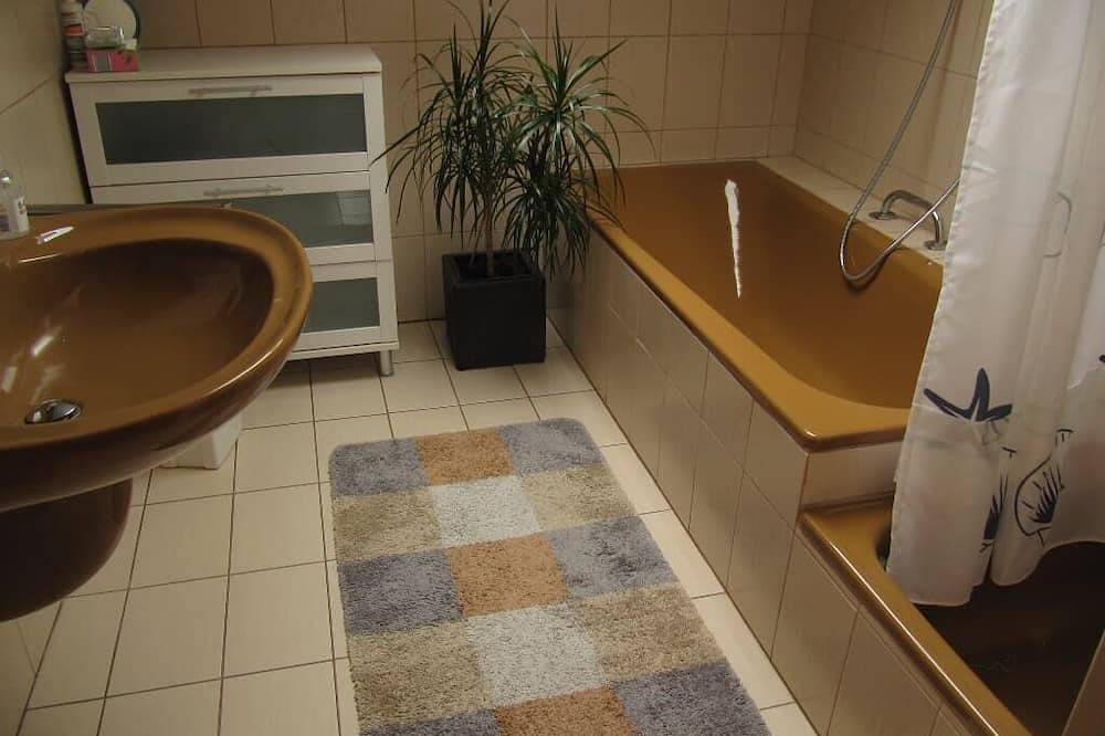 Ganze Wohnung, Feriendomizil 75qm mit 2 sep. Schlafzimmern in Furth im Wald, Ostbayern