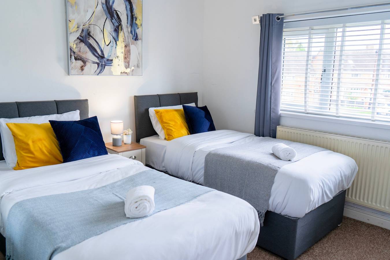 Holiday Rental for 10 People in Walsall, Birmingham Area