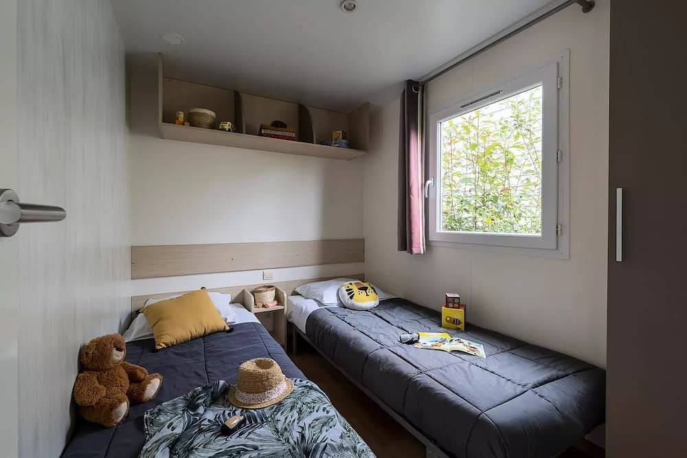 Mobil Home Confort 4 Pièces 6/8 Personnes in Lannion, Ceinture Dorée