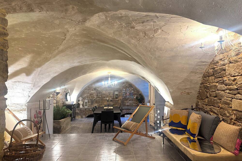 Mas du Xviii de vignerons en pierres, avec piscine privée proche d' Uzés in Saint-Maurice-de-Cazevieille, Région d'Alès