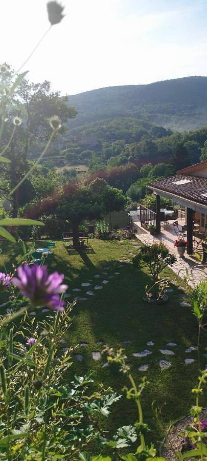 Gîte pour 2 personnes, avec jardin ainsi que piscine et jacuzzi à Générargues - 4