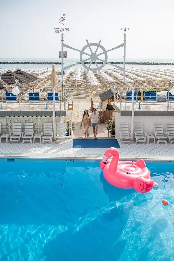 Hôtel pour 2 personnes, avec piscine ainsi que vue et jardin, animaux acceptés - 1