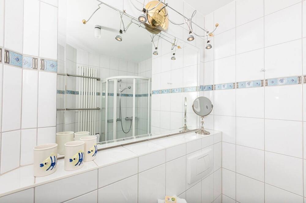 Villa Strandperle, Apt. 11 - nur 20m zum Strand, Toplage - Whg. 11 in Ostseebad Binz, Binz