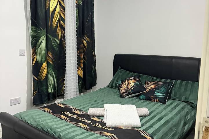 Glamping for 7 people, with balcony in Bournemouth