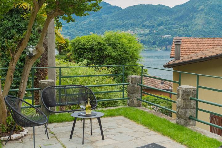 Gîte pour 2 personnes, avec terrasse et jardin dans Tremezzo - 4