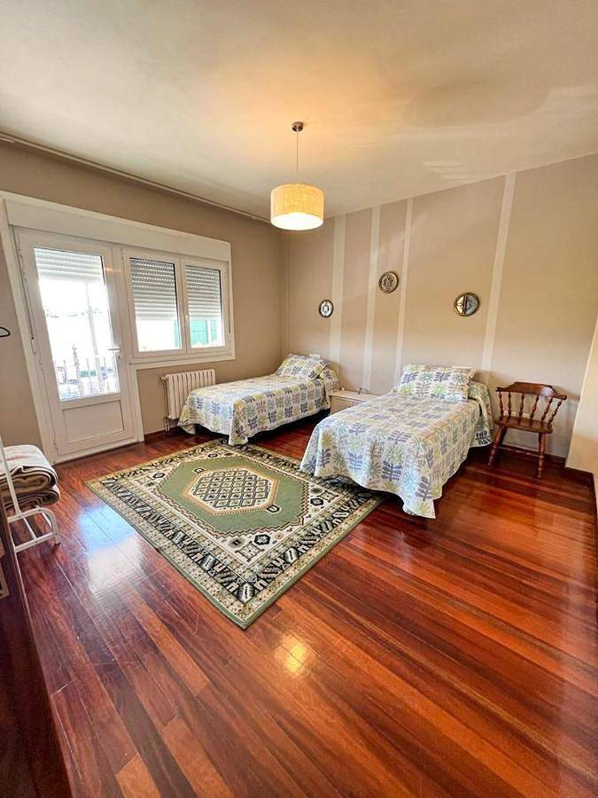 Apartamento entero, Three-Bedroom Apartment in Teo , Provincia de La Coruña