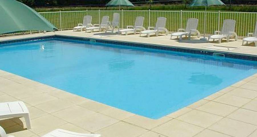 Location de vacances pour 9 personnes, avec jardin et piscine à Saint-Vincent-la-Châtre - 2