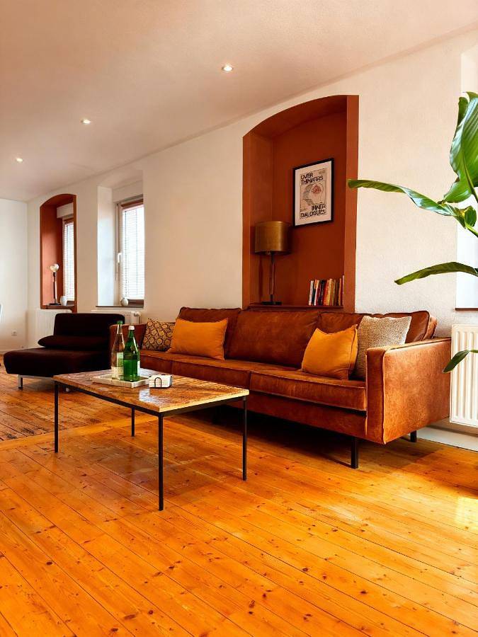 Ferienwohnung für 3 Personen, mit Ausblick und Terrasse in Höhr-Grenzhausen