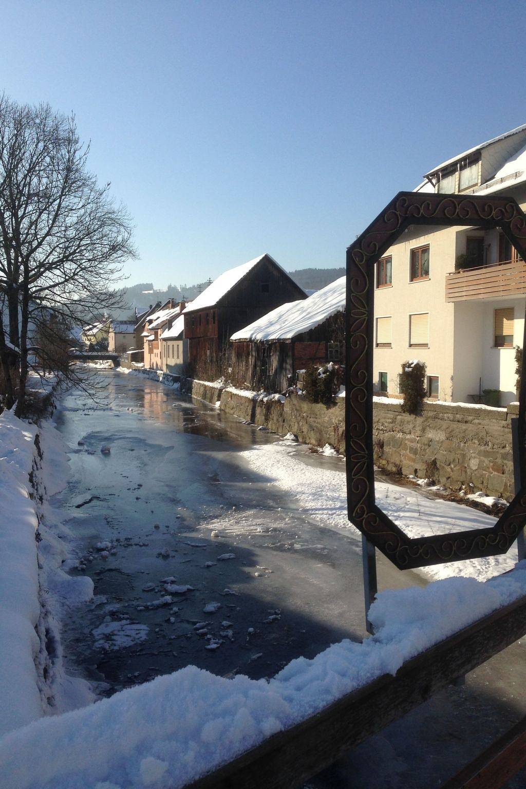 Ganze Wohnung, An der Rodach 1 -Eg in Steinwiesen, Frankenwald
