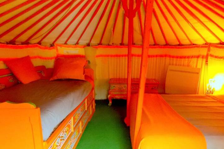 Gîte pour 3 personnes, avec jacuzzi et jardin ainsi que terrasse et piscine à Huriel - 2