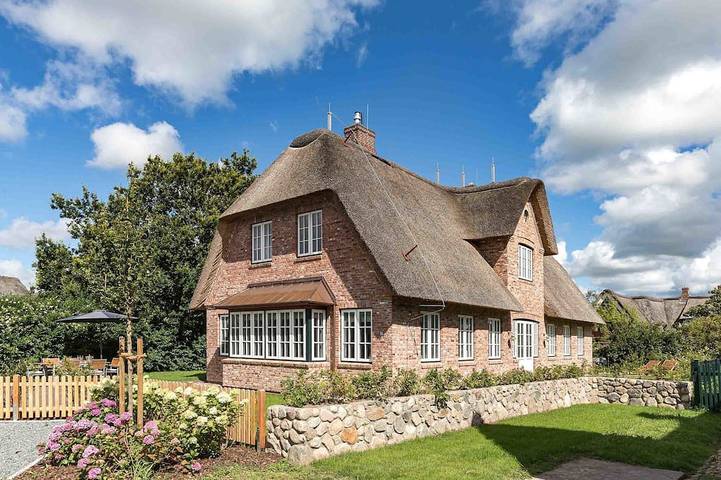 Ferienhaus für 8 Personen, mit Terrasse und Garten sowie Sauna - 1