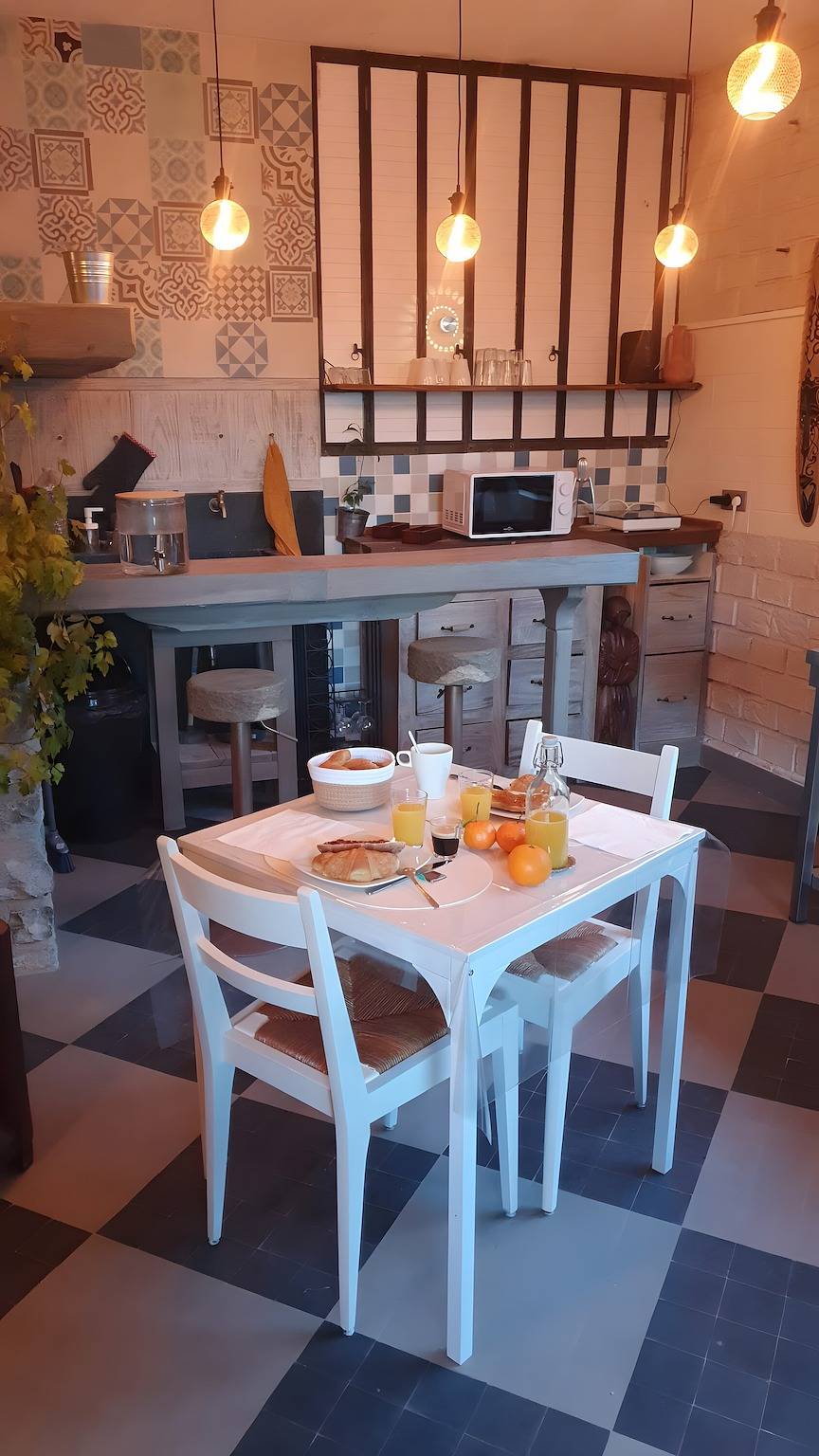 Gästezimmer „L’Estive“ mit Bergblick, Wlan und Klimaanlage in Brantes, Parc naturel régional du Mont-Ventoux