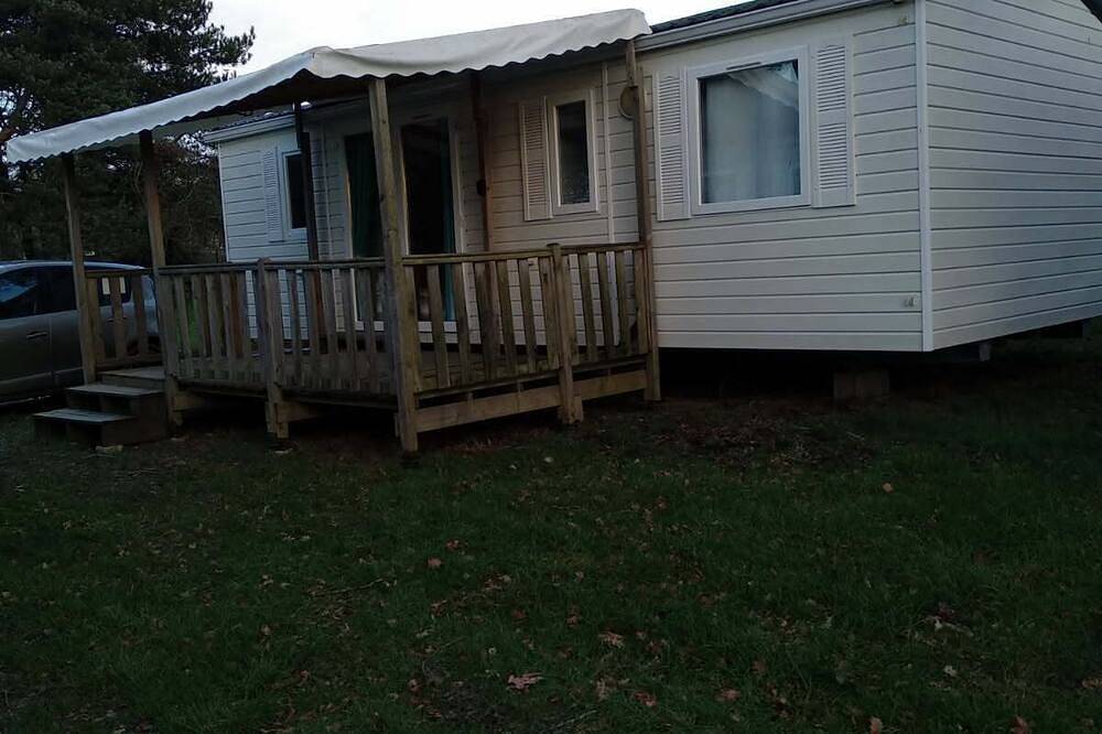 Mobile home in the countryside, in a campsite, Puy du fou 30Kms away in La Boissière-de-Montaigu, Loire-Tal