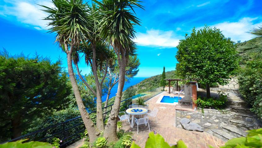 Villa Bacco in Roncato, Massa Lubrense