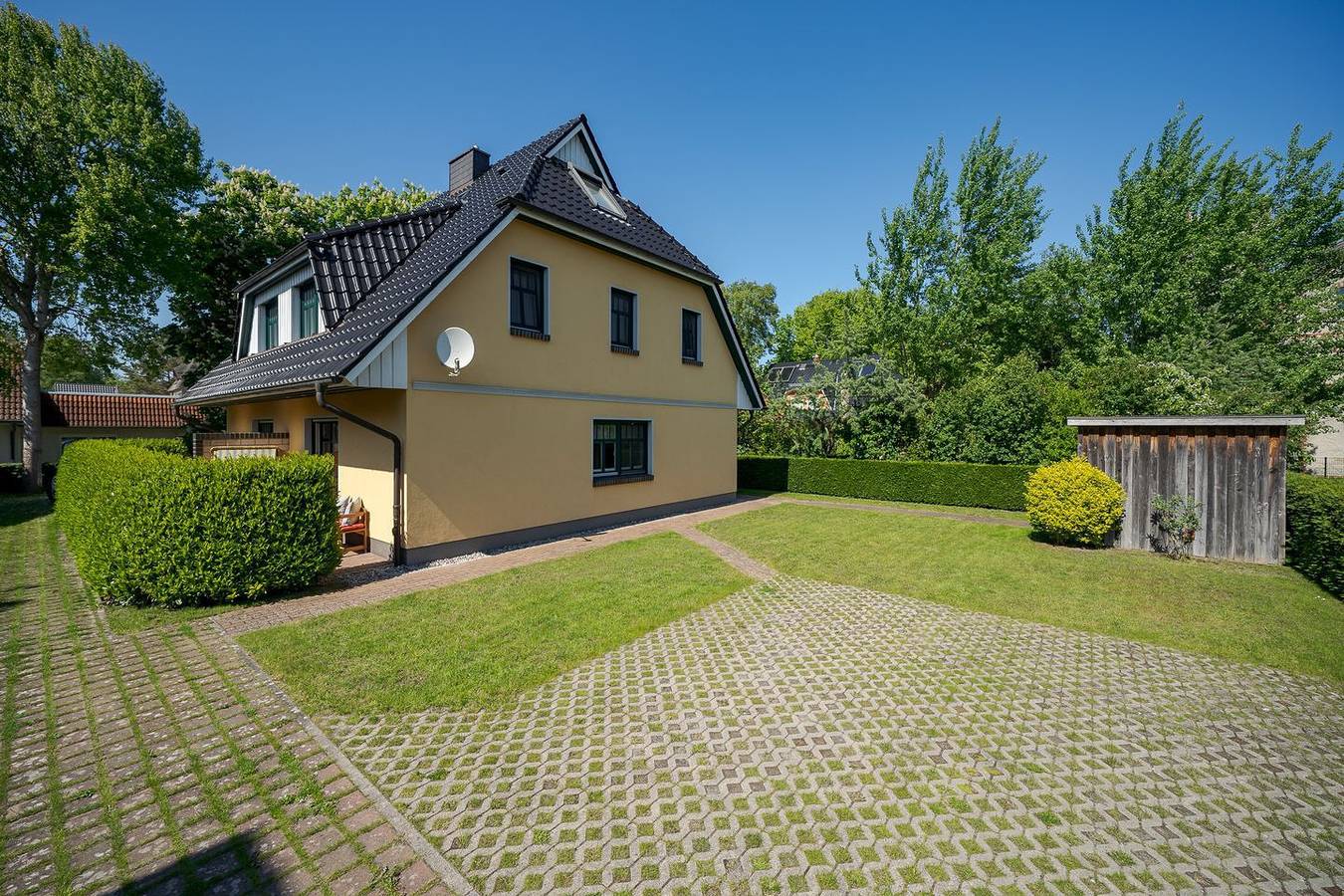 Komfortable Ferienhaushälfte für max. 6 Personen, Sauna, WLAN, Terrasse, Kamin in Prerow, Fischland - Darß - Zingst