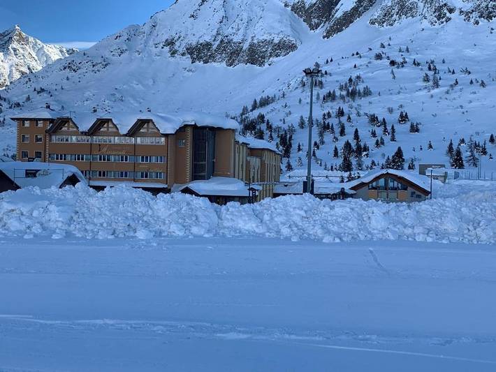 Hôtel pour 4 personnes, avec jardin et jacuzzi ainsi que piscine et sauna, animaux acceptés dans Passo Del Tonale - 4