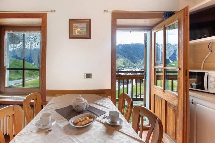 Hütte für 4 Personen, mit Seeblick und Garten in Livigno