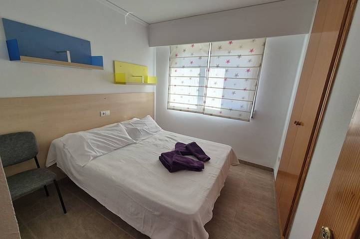 Appartement entier, Bel appartement Lilou en 1ere ligne vue mer, piscine et palmiers in Piles, Costa de Valencia