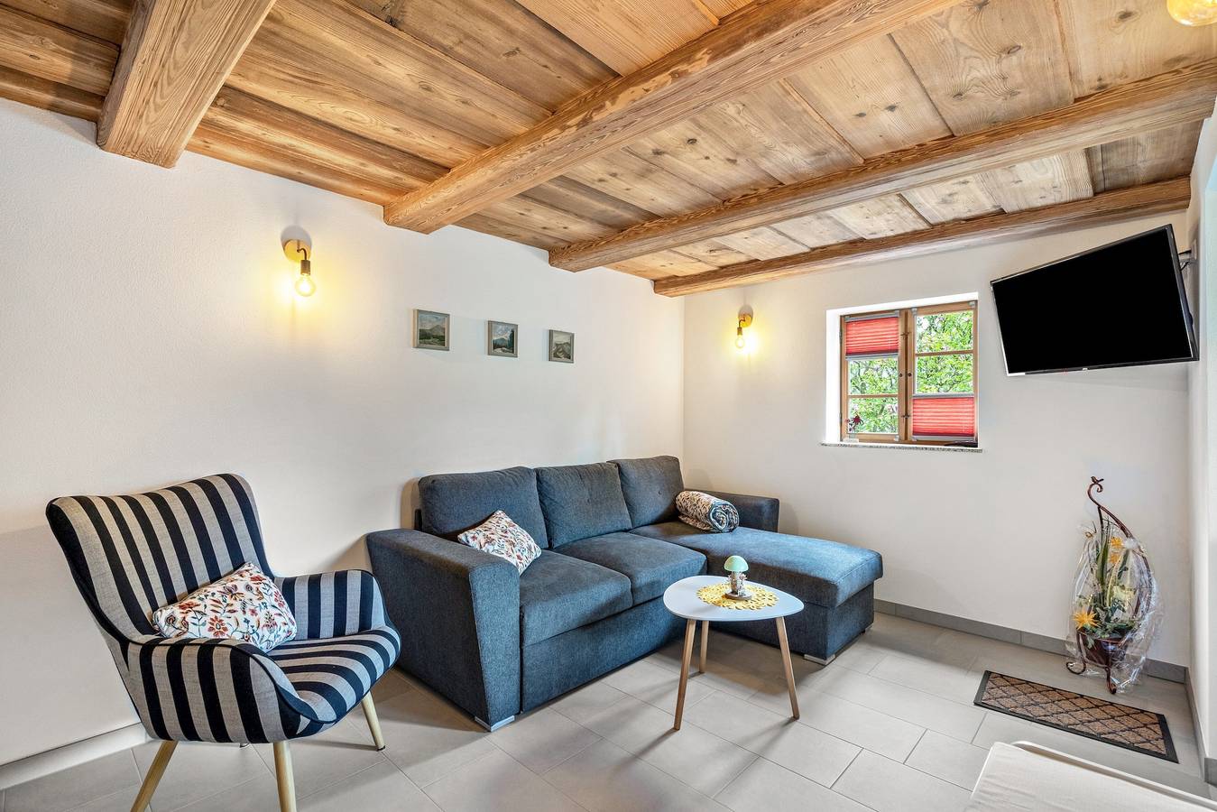 Ganze Wohnung, Ferienwohnung 'Lausche' mit Privatterrasse und Wi-Fi in Bertsdorf-Hörnitz, Zittauer Gebirge