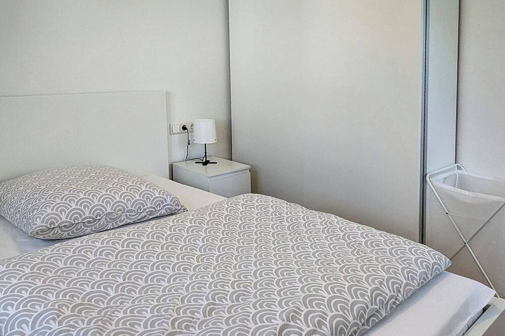 Ganze Wohnung, Möbliertes, modernes Apartment mit Balkon in Sindelfingen, Landkreis Böblingen