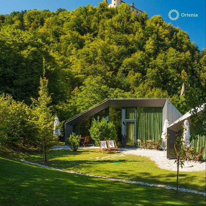 Ferienwohnung für 2 Personen, mit Sauna und Garten sowie Ausblick
