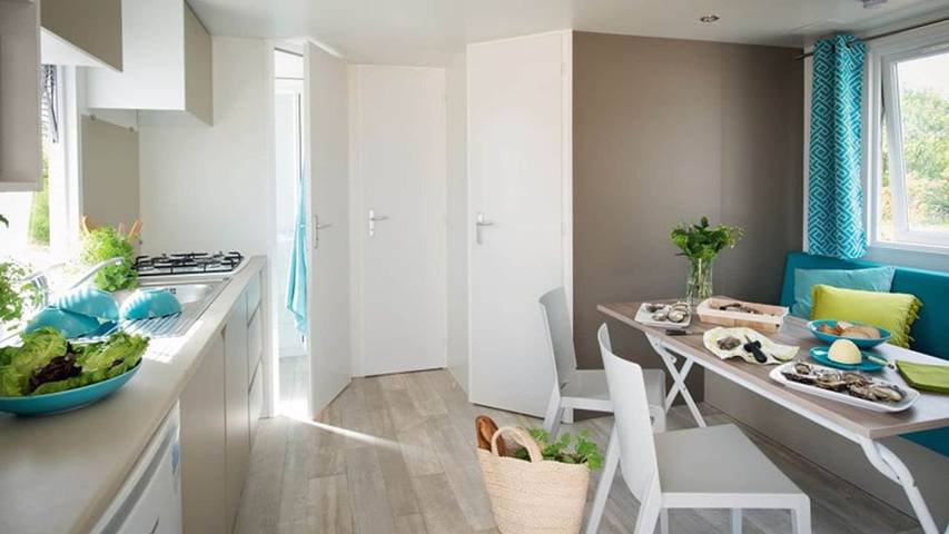 Camping für 4 Personen, mit Terrasse und Pool sowie Whirlpool in Vias Plage - 3